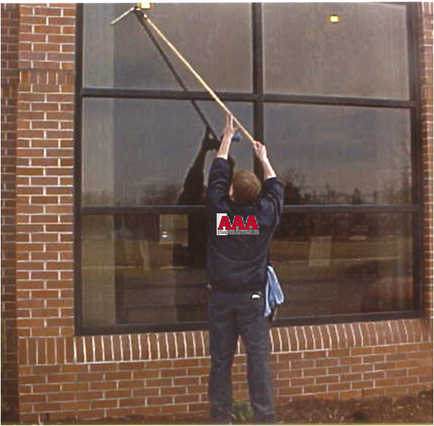 window cleaning person